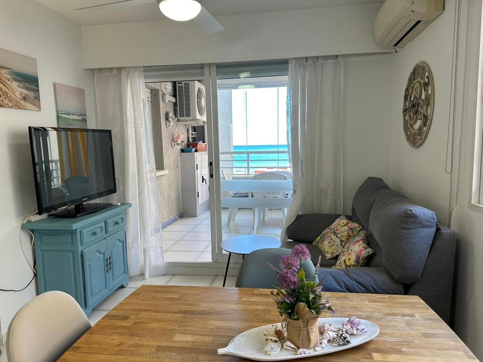 Apartment On The Beach With Parking And Pool Calpe Zewnętrze zdjęcie